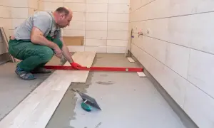 Układanie płytek w łazience samemu? Uniknij błędów i zrób to PRO!