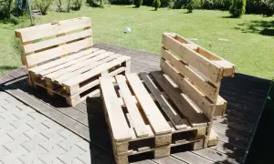 Jak zrobić meble z palet? Prosty poradnik DIY krok po kroku
