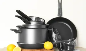 Jaki garnek do smażenia mięsa? Klucz do soczystych potraw!