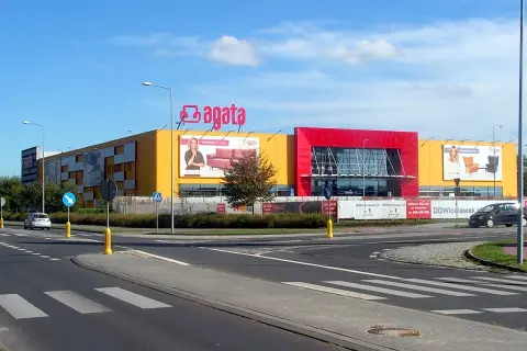 Agata Meble: Kto produkuje meble? Polscy i zagraniczni dostawcy.