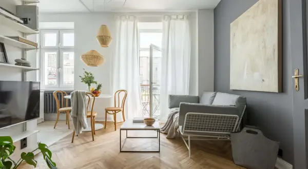 Jak urządzić salon M jak Mieszkanie? Trendy 2026 i porady eksperta